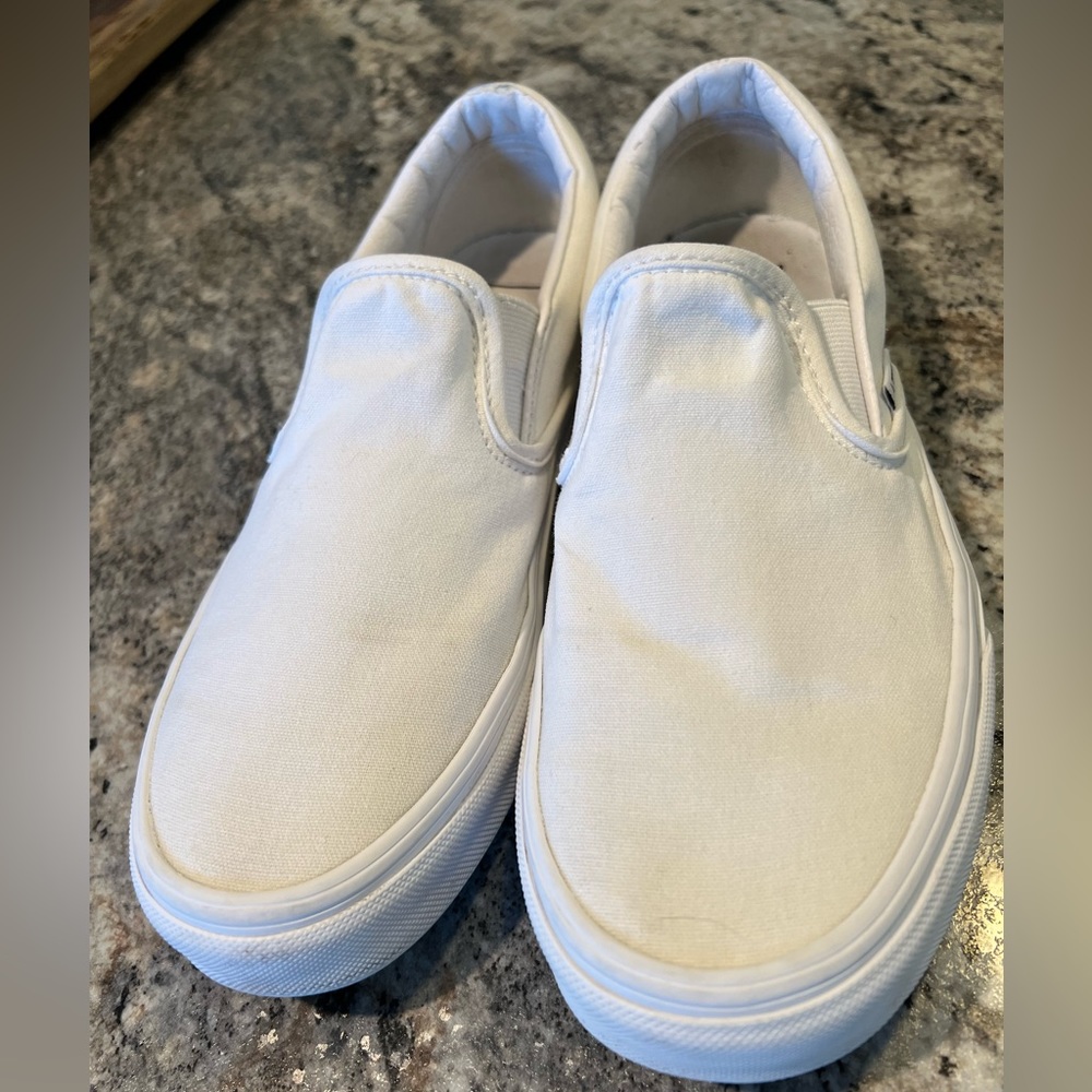 Vans Unisex White Slip Ons 8W 6M